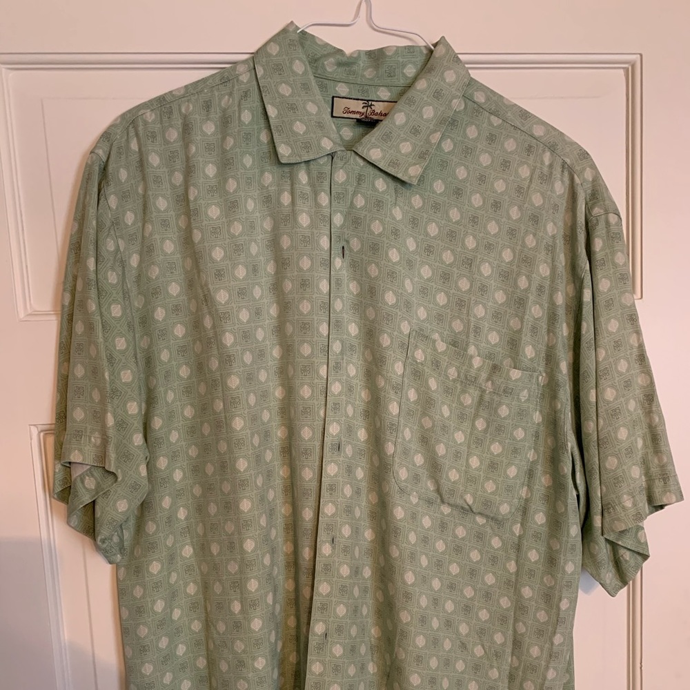 Tommy Bahamas’s Men’s s/s shirt- large- silk,